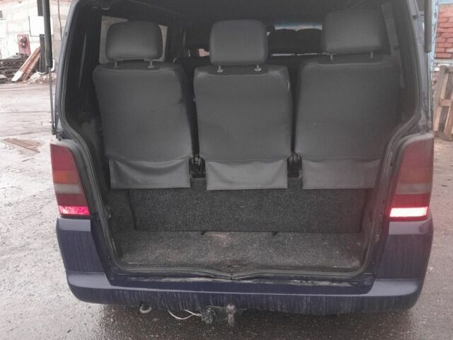 Синий Мерседес Вито, объемом двигателя 2.2 л и пробегом 417 тыс. км за 5200 $, фото 4 на Automoto.ua