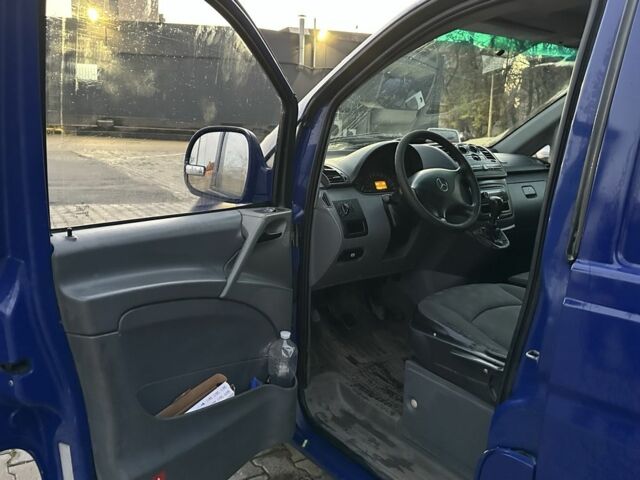 Синій Мерседес Віто, об'ємом двигуна 2.1 л та пробігом 258 тис. км за 6000 $, фото 7 на Automoto.ua