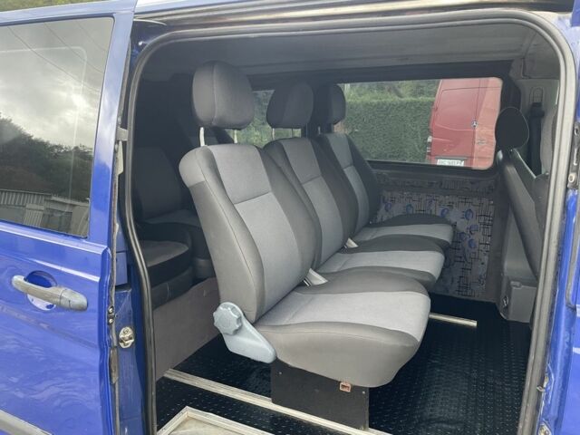 Синий Мерседес Вито, объемом двигателя 2.2 л и пробегом 300 тыс. км за 5800 $, фото 14 на Automoto.ua