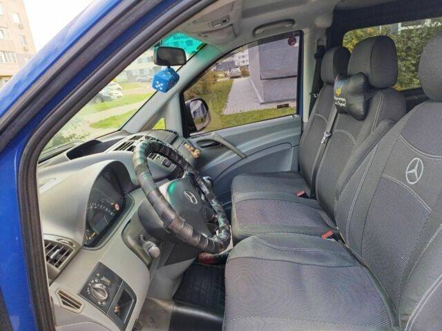 Мерседес Вито 2006 в Харькове на Automoto.ua Синий Мерседес Вито, объемом двигателя 2.2 л и пробегом 213 тыс. км за 6850 $, фото 4 на Automoto.ua
