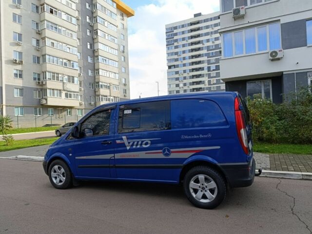 Мерседес Вито 2006 в Харькове на Automoto.ua Синий Мерседес Вито, объемом двигателя 2.2 л и пробегом 213 тыс. км за 6850 $, фото 3 на Automoto.ua