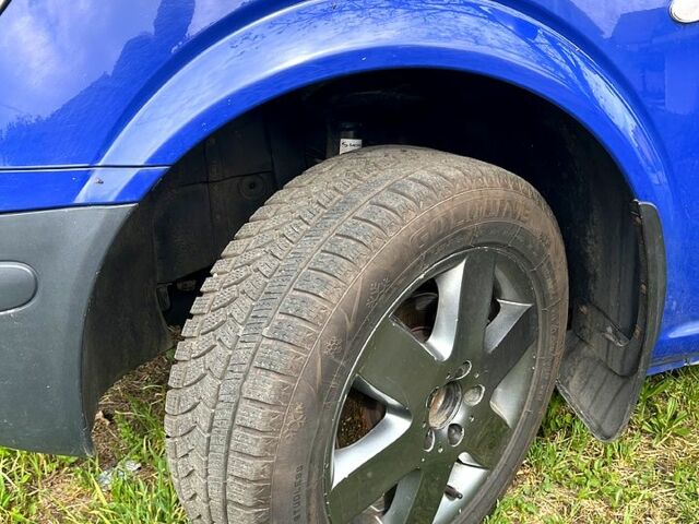 Синий Мерседес Вито, объемом двигателя 2.1 л и пробегом 428 тыс. км за 6700 $, фото 3 на Automoto.ua