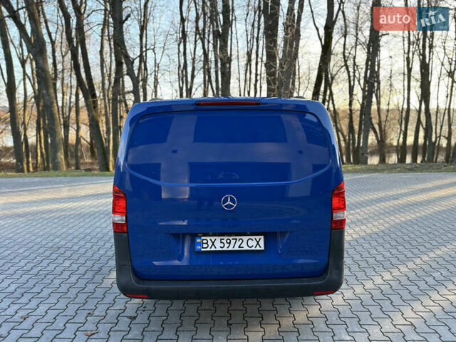 Синий Мерседес Вито, объемом двигателя 2.2 л и пробегом 195 тыс. км за 13700 $, фото 35 на Automoto.ua