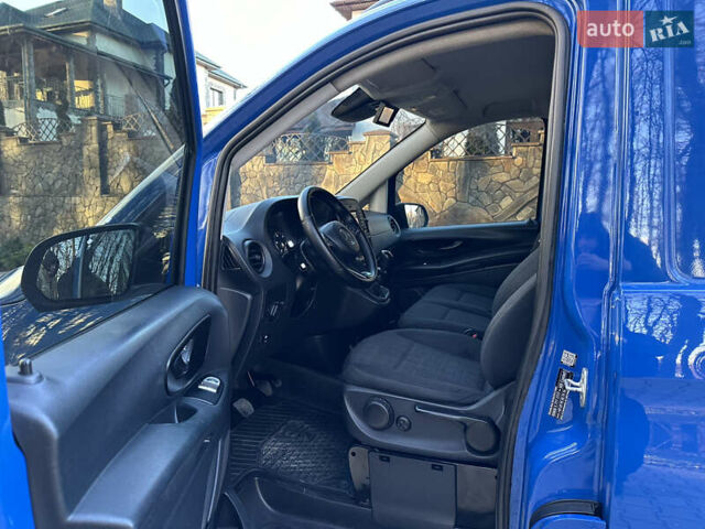 Синий Мерседес Вито, объемом двигателя 2.2 л и пробегом 195 тыс. км за 13700 $, фото 53 на Automoto.ua