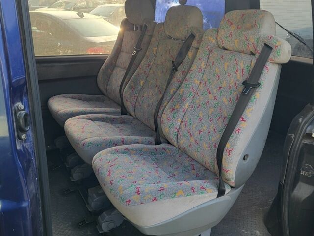 Синий Мерседес Вито, объемом двигателя 2 л и пробегом 300 тыс. км за 3200 $, фото 5 на Automoto.ua