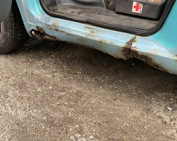Синій Мерседес Віто, об'ємом двигуна 2.3 л та пробігом 470 тис. км за 2700 $, фото 8 на Automoto.ua