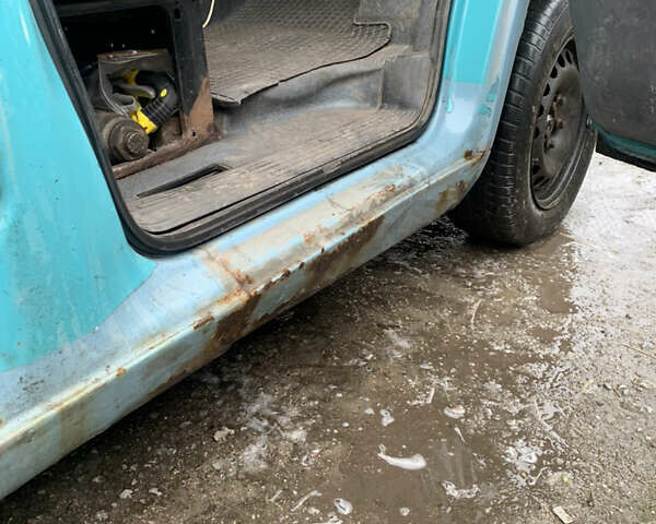 Синій Мерседес Віто, об'ємом двигуна 2.3 л та пробігом 470 тис. км за 2700 $, фото 7 на Automoto.ua