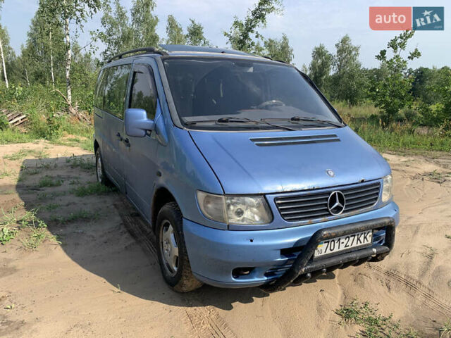 Синий Мерседес Вито, объемом двигателя 2.3 л и пробегом 646 тыс. км за 5000 $, фото 2 на Automoto.ua