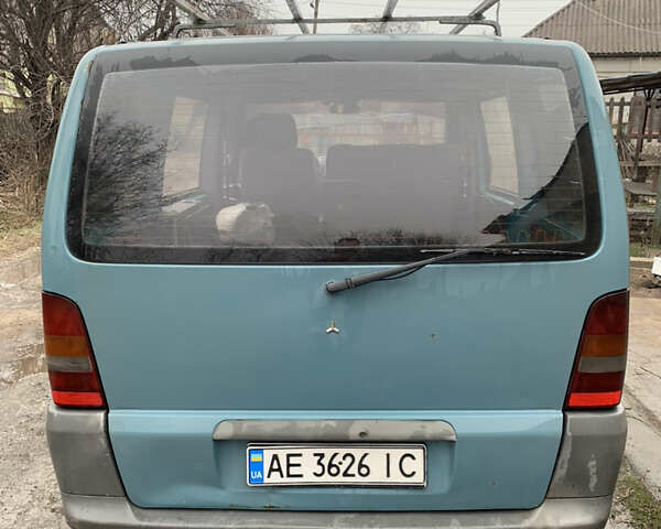 Синій Мерседес Віто, об'ємом двигуна 2.3 л та пробігом 470 тис. км за 2700 $, фото 2 на Automoto.ua