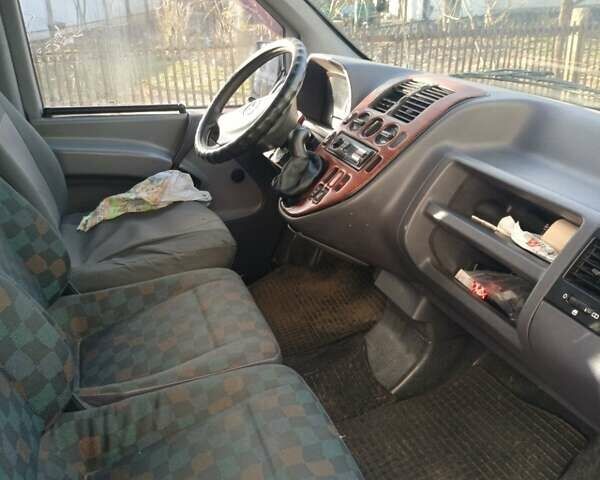 Синій Мерседес Віто, об'ємом двигуна 2.3 л та пробігом 458 тис. км за 4750 $, фото 6 на Automoto.ua