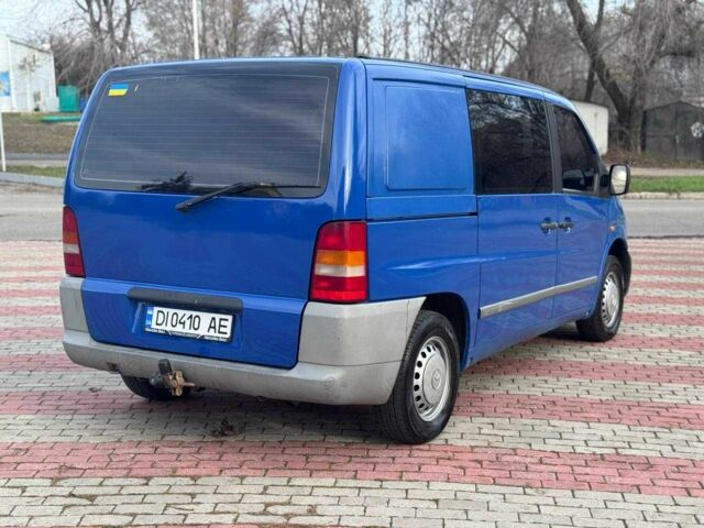 Синий Мерседес Вито, объемом двигателя 2.3 л и пробегом 302 тыс. км за 3999 $, фото 9 на Automoto.ua