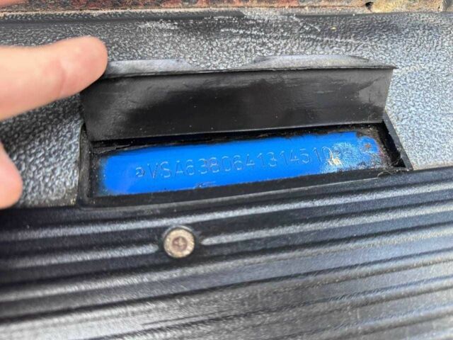 Синий Мерседес Вито, объемом двигателя 2.3 л и пробегом 302 тыс. км за 3999 $, фото 10 на Automoto.ua