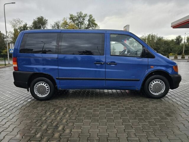 Синий Мерседес Вито, объемом двигателя 2.3 л и пробегом 500 тыс. км за 4500 $, фото 20 на Automoto.ua