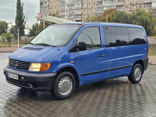 Синий Мерседес Вито, объемом двигателя 2.3 л и пробегом 500 тыс. км за 4500 $, фото 3 на Automoto.ua