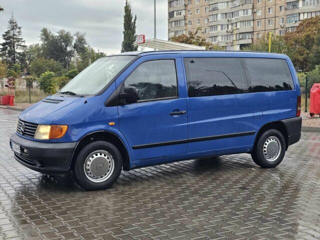 Синий Мерседес Вито, объемом двигателя 2.3 л и пробегом 500 тыс. км за 4500 $, фото 5 на Automoto.ua