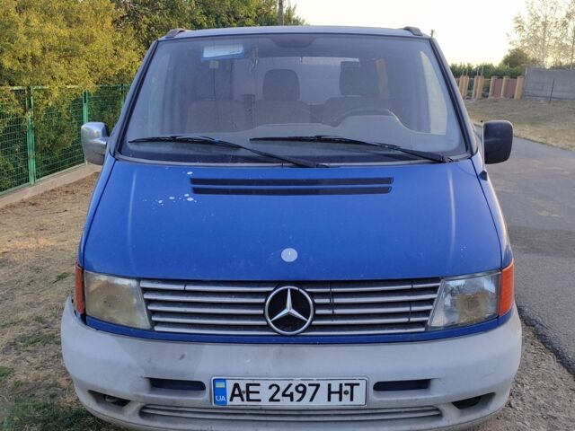 Синий Мерседес Вито, объемом двигателя 0 л и пробегом 537 тыс. км за 2200 $, фото 1 на Automoto.ua