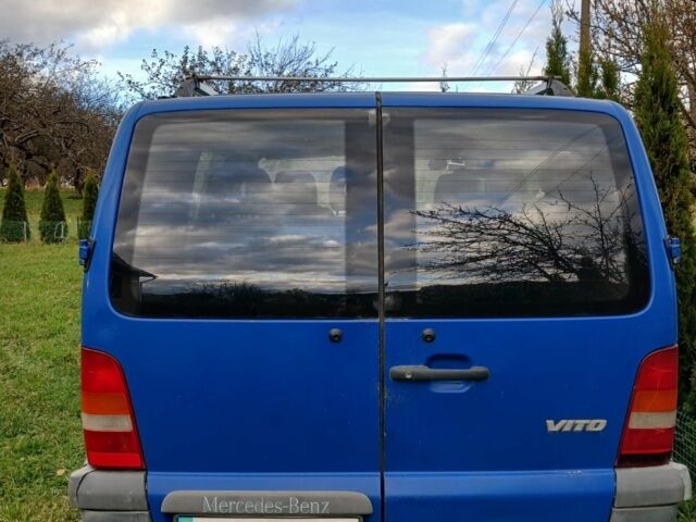 Синий Мерседес Вито, объемом двигателя 2.3 л и пробегом 300 тыс. км за 2200 $, фото 8 на Automoto.ua