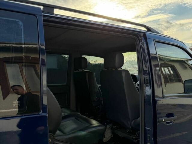 Мерседес Вито 1999 в Черновцах на Automoto.ua Синий Мерседес Вито, объемом двигателя 2.1 л и пробегом 3 тыс. км за 4000 $, фото 2 на Automoto.ua