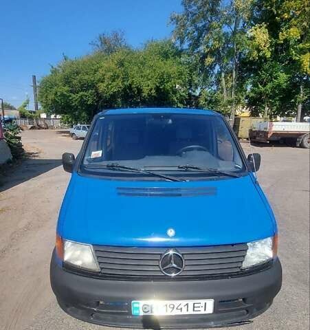 Синий Мерседес Вито, объемом двигателя 2.3 л и пробегом 390 тыс. км за 4200 $, фото 8 на Automoto.ua