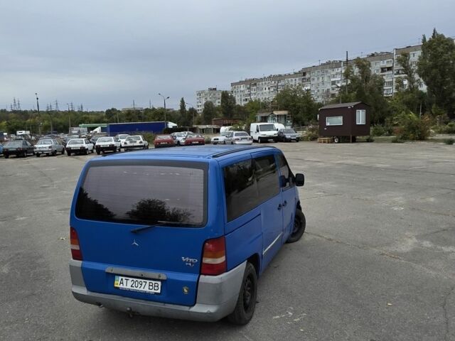 Мерседес Вито 1999 в Пятихатках на Automoto.ua Синий Мерседес Вито, объемом двигателя 2.2 л и пробегом 331 тыс. км за 3500 $, фото 1 на Automoto.ua