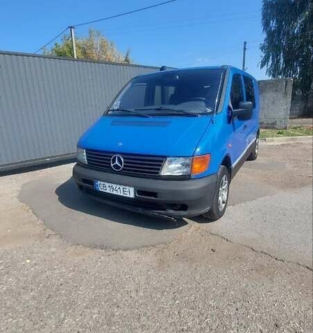 Синий Мерседес Вито, объемом двигателя 2.3 л и пробегом 390 тыс. км за 4200 $, фото 4 на Automoto.ua
