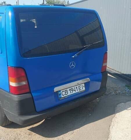 Синий Мерседес Вито, объемом двигателя 2.3 л и пробегом 390 тыс. км за 4200 $, фото 9 на Automoto.ua