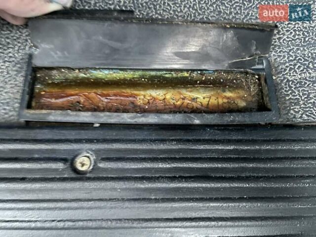 Синий Мерседес Вито, объемом двигателя 2.15 л и пробегом 318 тыс. км за 4900 $, фото 32 на Automoto.ua