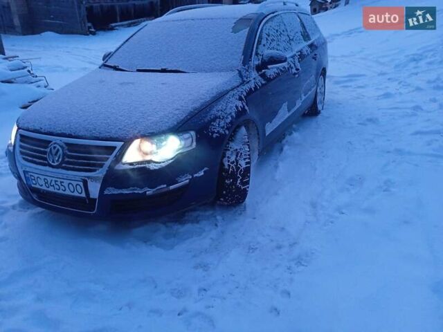 Синій Мерседес Віто, об'ємом двигуна 2.2 л та пробігом 245 тис. км за 4500 $, фото 13 на Automoto.ua