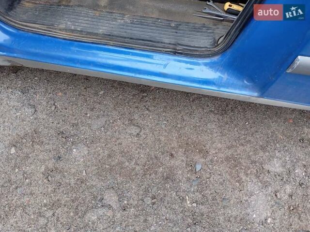 Синій Мерседес Віто, об'ємом двигуна 2.2 л та пробігом 380 тис. км за 4500 $, фото 6 на Automoto.ua