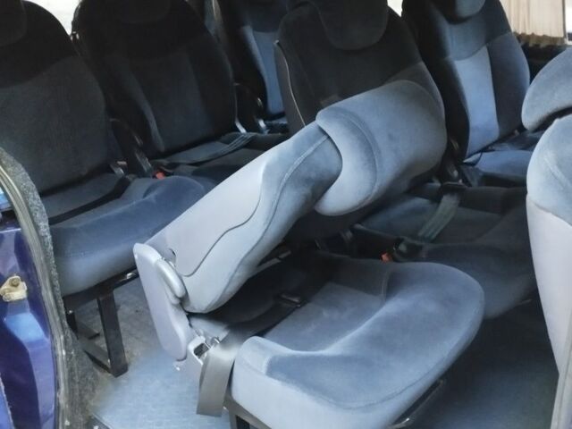 Синій Мерседес Віто, об'ємом двигуна 2.2 л та пробігом 390 тис. км за 5300 $, фото 7 на Automoto.ua