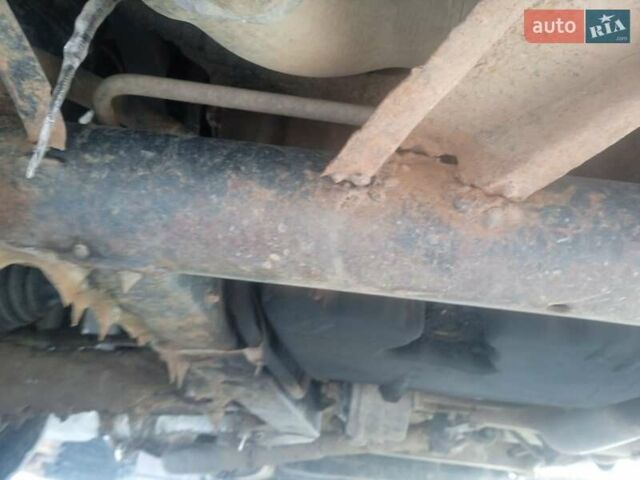 Синій Мерседес Віто, об'ємом двигуна 2.2 л та пробігом 245 тис. км за 4500 $, фото 22 на Automoto.ua