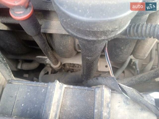 Синій Мерседес Віто, об'ємом двигуна 2.2 л та пробігом 245 тис. км за 4500 $, фото 15 на Automoto.ua