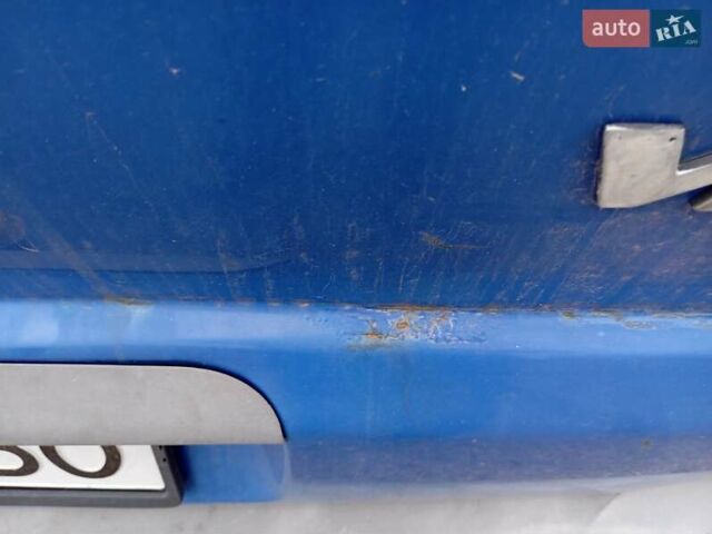 Синій Мерседес Віто, об'ємом двигуна 2.2 л та пробігом 380 тис. км за 4500 $, фото 3 на Automoto.ua