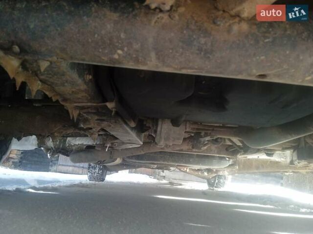 Синій Мерседес Віто, об'ємом двигуна 2.2 л та пробігом 245 тис. км за 4500 $, фото 17 на Automoto.ua