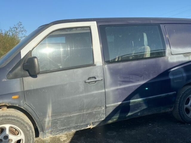 Синий Мерседес Вито, объемом двигателя 2 л и пробегом 100 тыс. км за 3000 $, фото 1 на Automoto.ua