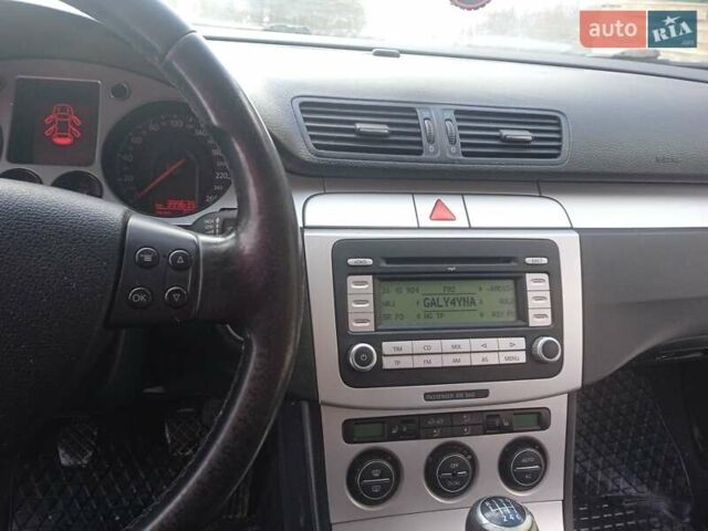 Синій Мерседес Віто, об'ємом двигуна 2.2 л та пробігом 245 тис. км за 4500 $, фото 67 на Automoto.ua