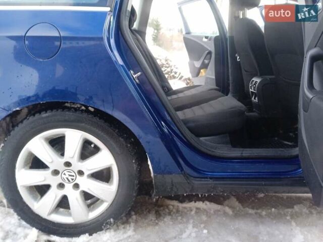 Синій Мерседес Віто, об'ємом двигуна 2.2 л та пробігом 245 тис. км за 4500 $, фото 65 на Automoto.ua