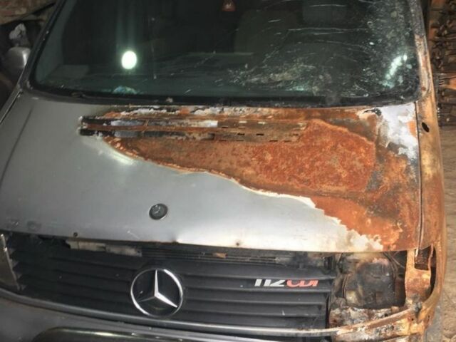 Синий Мерседес Вито, объемом двигателя 2.2 л и пробегом 3 тыс. км за 2200 $, фото 1 на Automoto.ua