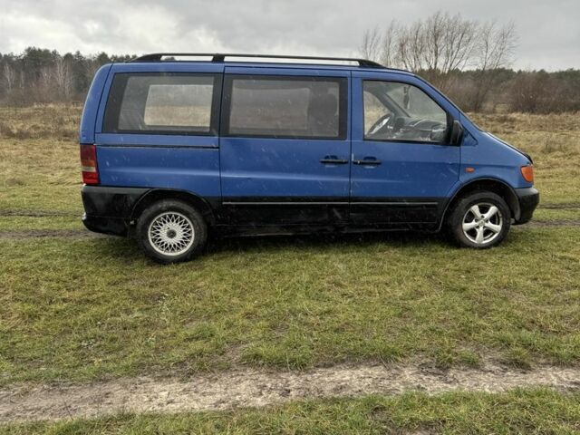 Синий Мерседес Вито, объемом двигателя 2.1 л и пробегом 400 тыс. км за 2000 $, фото 5 на Automoto.ua