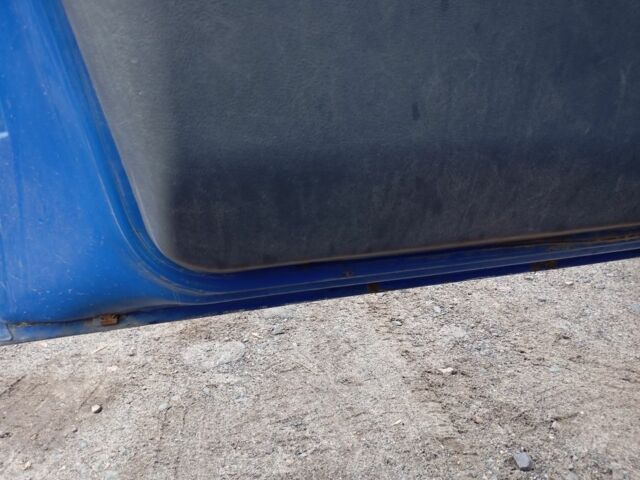 Синий Мерседес Вито, объемом двигателя 2.2 л и пробегом 380 тыс. км за 4700 $, фото 6 на Automoto.ua