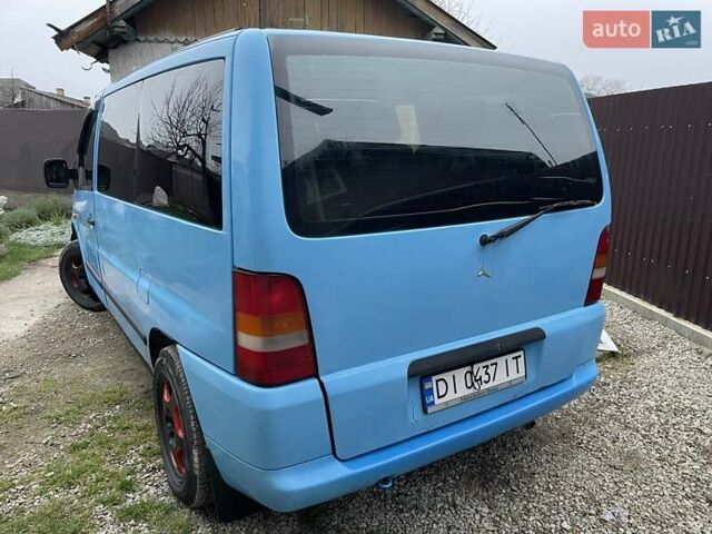 Синий Мерседес Вито, объемом двигателя 2.15 л и пробегом 318 тыс. км за 4900 $, фото 4 на Automoto.ua