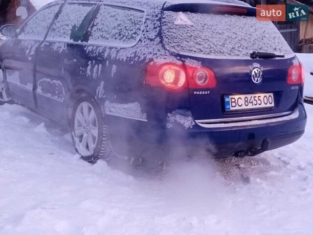 Синій Мерседес Віто, об'ємом двигуна 2.2 л та пробігом 245 тис. км за 4500 $, фото 14 на Automoto.ua