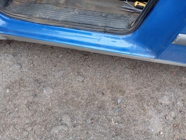 Синий Мерседес Вито, объемом двигателя 2.2 л и пробегом 380 тыс. км за 4700 $, фото 7 на Automoto.ua