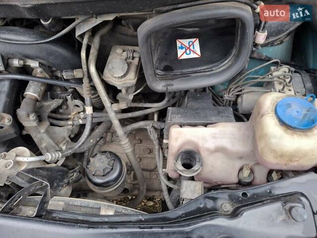 Синій Мерседес Віто, об'ємом двигуна 2.15 л та пробігом 300 тис. км за 7300 $, фото 51 на Automoto.ua