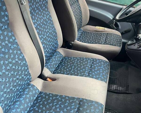 Синій Мерседес Віто, об'ємом двигуна 2.15 л та пробігом 228 тис. км за 4000 $, фото 4 на Automoto.ua