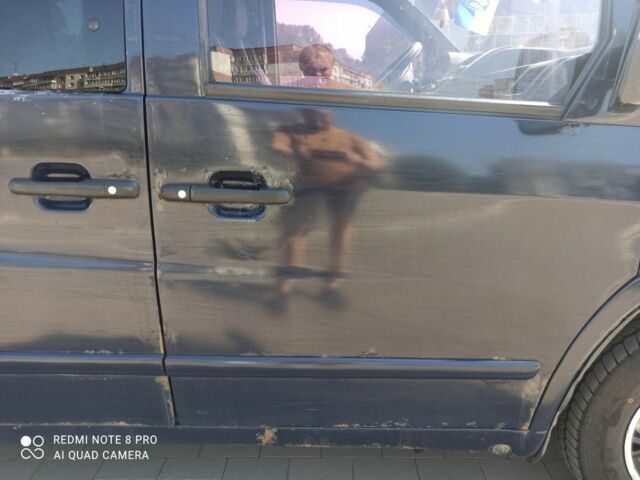 Синий Мерседес Вито, объемом двигателя 2.1 л и пробегом 3 тыс. км за 4000 $, фото 7 на Automoto.ua