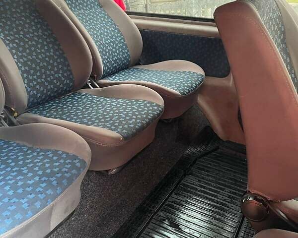 Синій Мерседес Віто, об'ємом двигуна 2.15 л та пробігом 228 тис. км за 4000 $, фото 8 на Automoto.ua