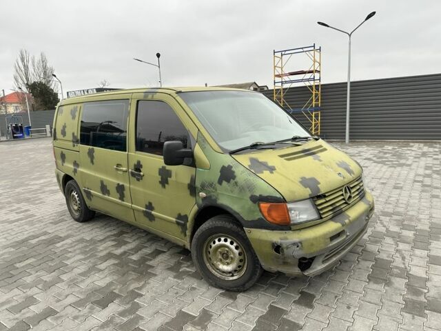 Синий Мерседес Вито, объемом двигателя 2.2 л и пробегом 420 тыс. км за 3000 $, фото 4 на Automoto.ua