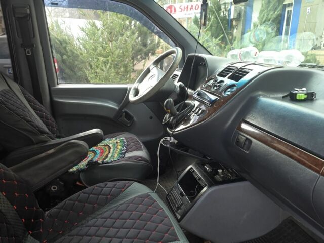 Синій Мерседес Віто, об'ємом двигуна 2.1 л та пробігом 556 тис. км за 5000 $, фото 3 на Automoto.ua