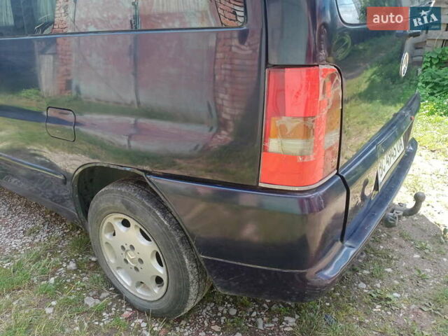 Синій Мерседес Віто, об'ємом двигуна 2.15 л та пробігом 400 тис. км за 5400 $, фото 11 на Automoto.ua